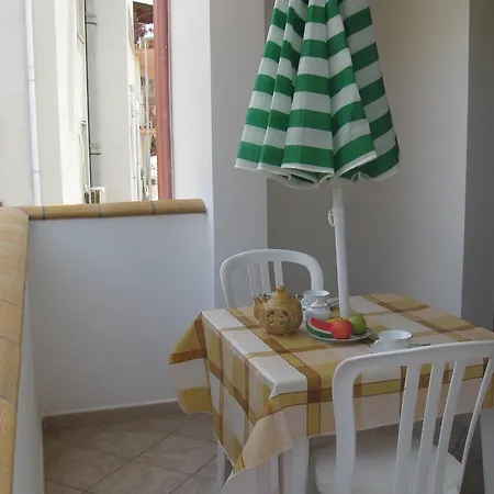 Rosy's Apartman *